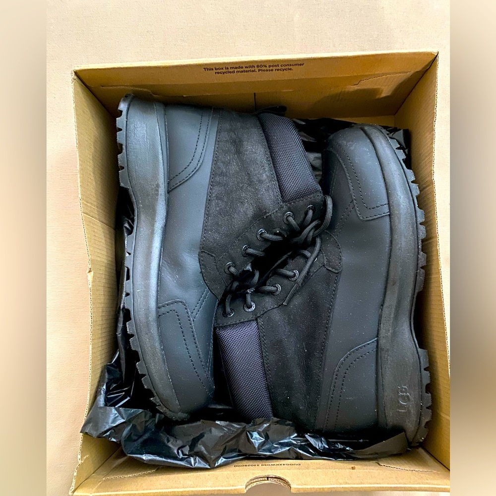 UGG Mens Boot
